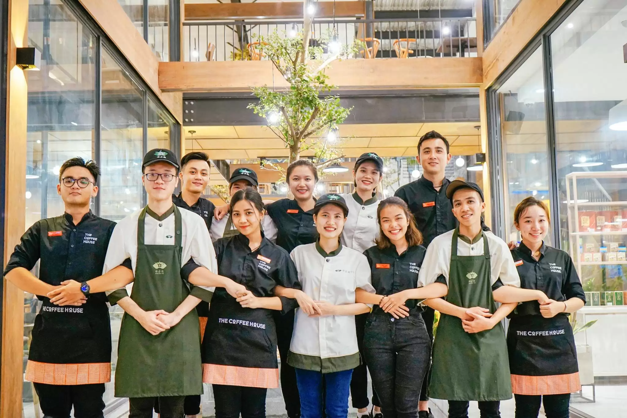 Tạp dề unisex cao cấp, thiết kế theo yêu cầu tại tapdevina.com