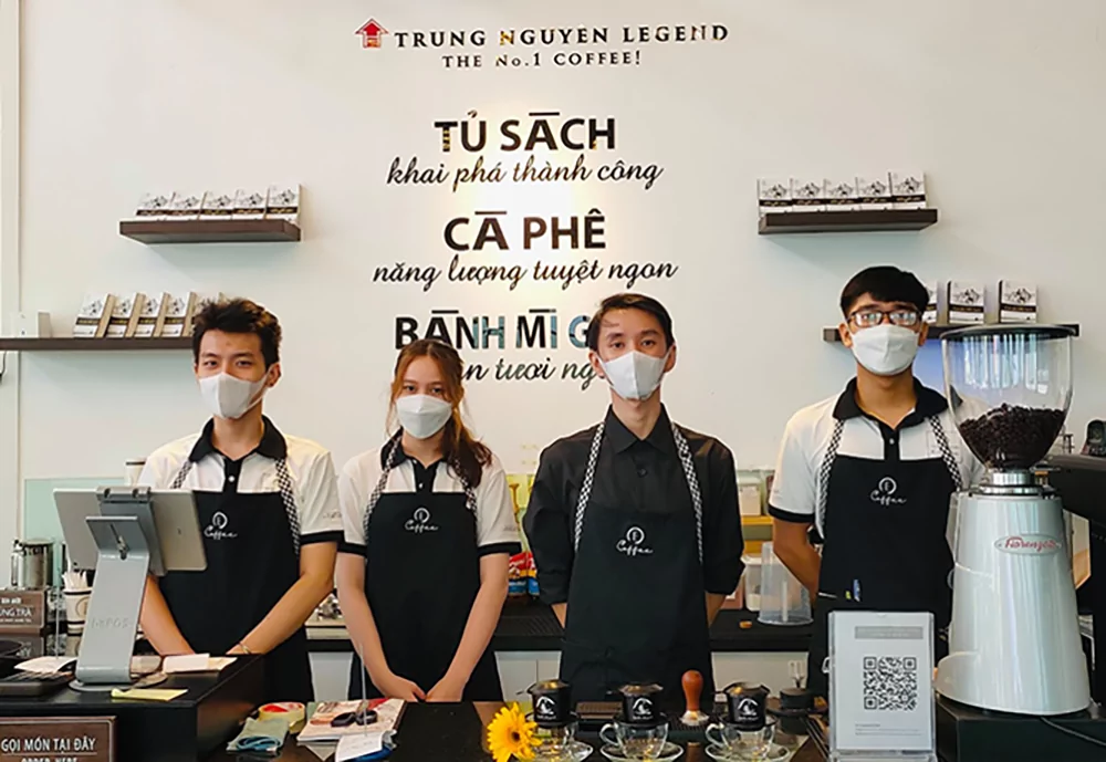 May tạp dề đồng phục theo yêu cầu riêng cho thương hiệu